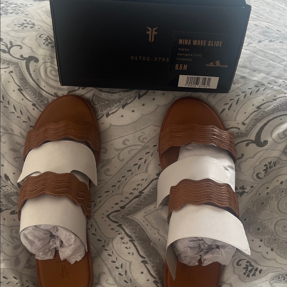 Frye Cognac Mira Wave Slide Sandals